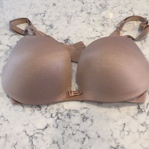 Victoria’s Secret Lined Demi/Demi-Buste Double